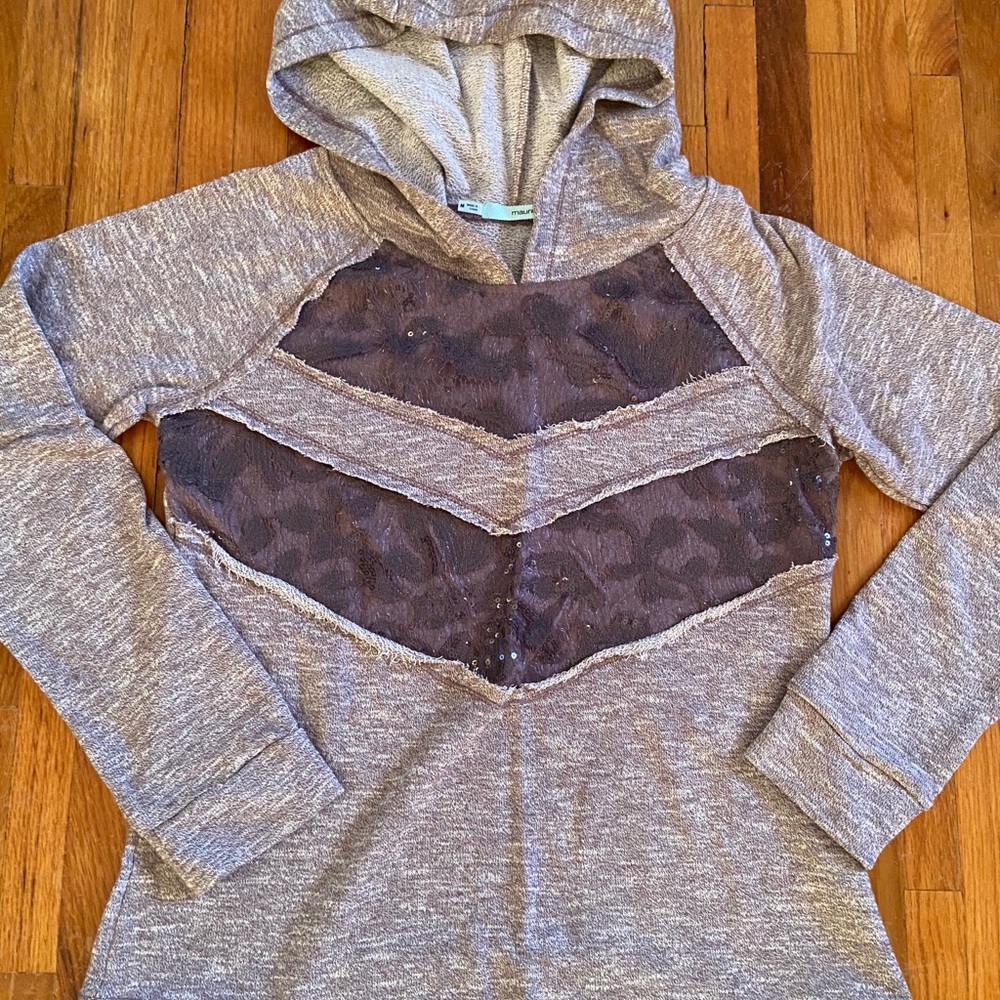 Maurice’s hooded sweatshirt size medium NWOT